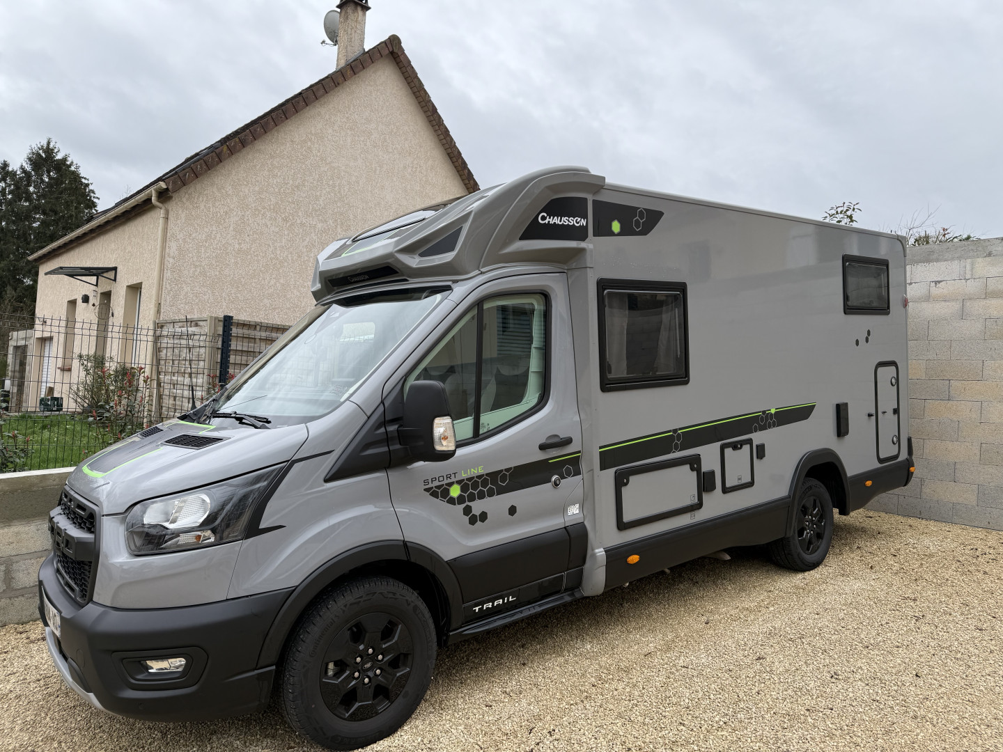 Location Camping-Car  Profilé Bordeaux