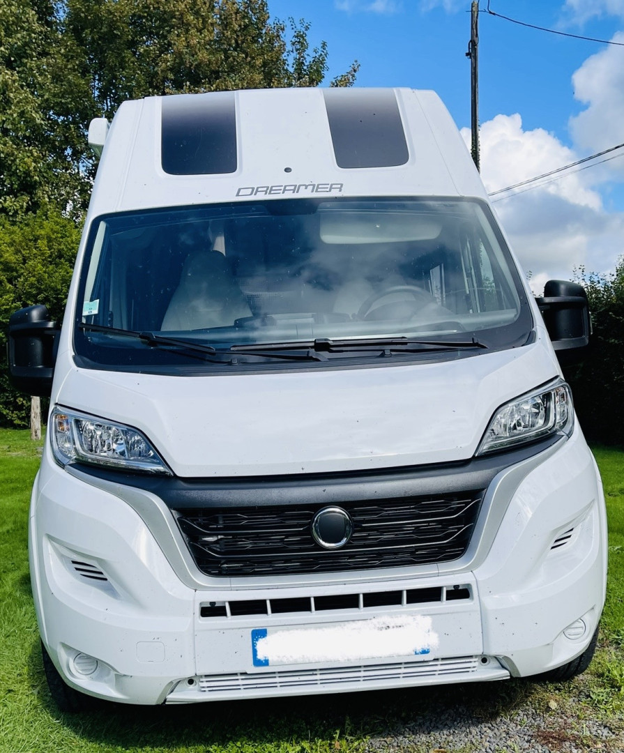 Location FOURGON  Bordeaux