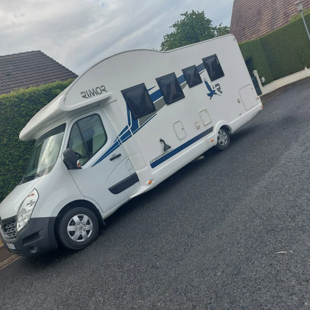 Location Camping-Car  Profilé Bayonne