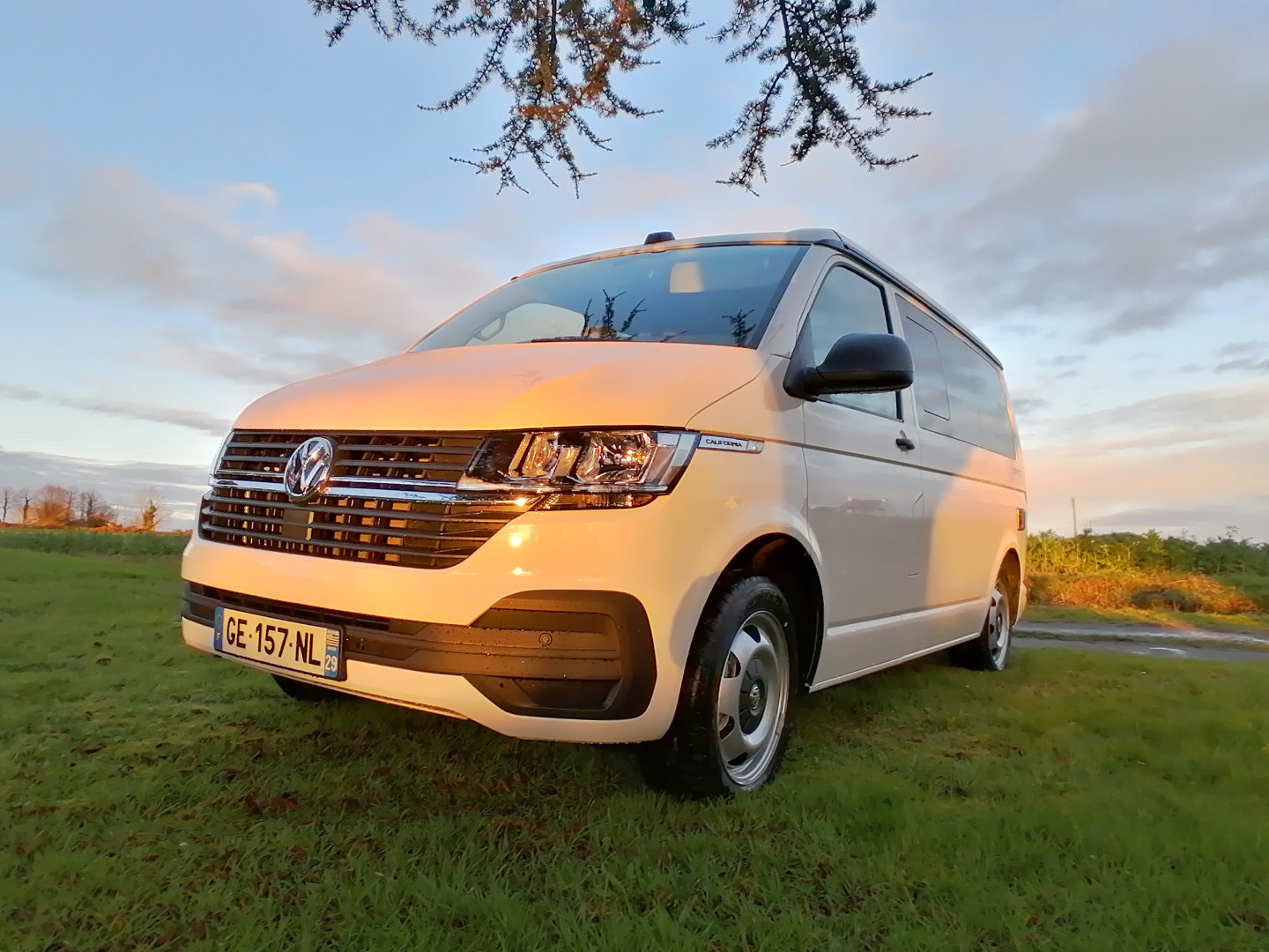 Location Camping-Car VAN BASTIA