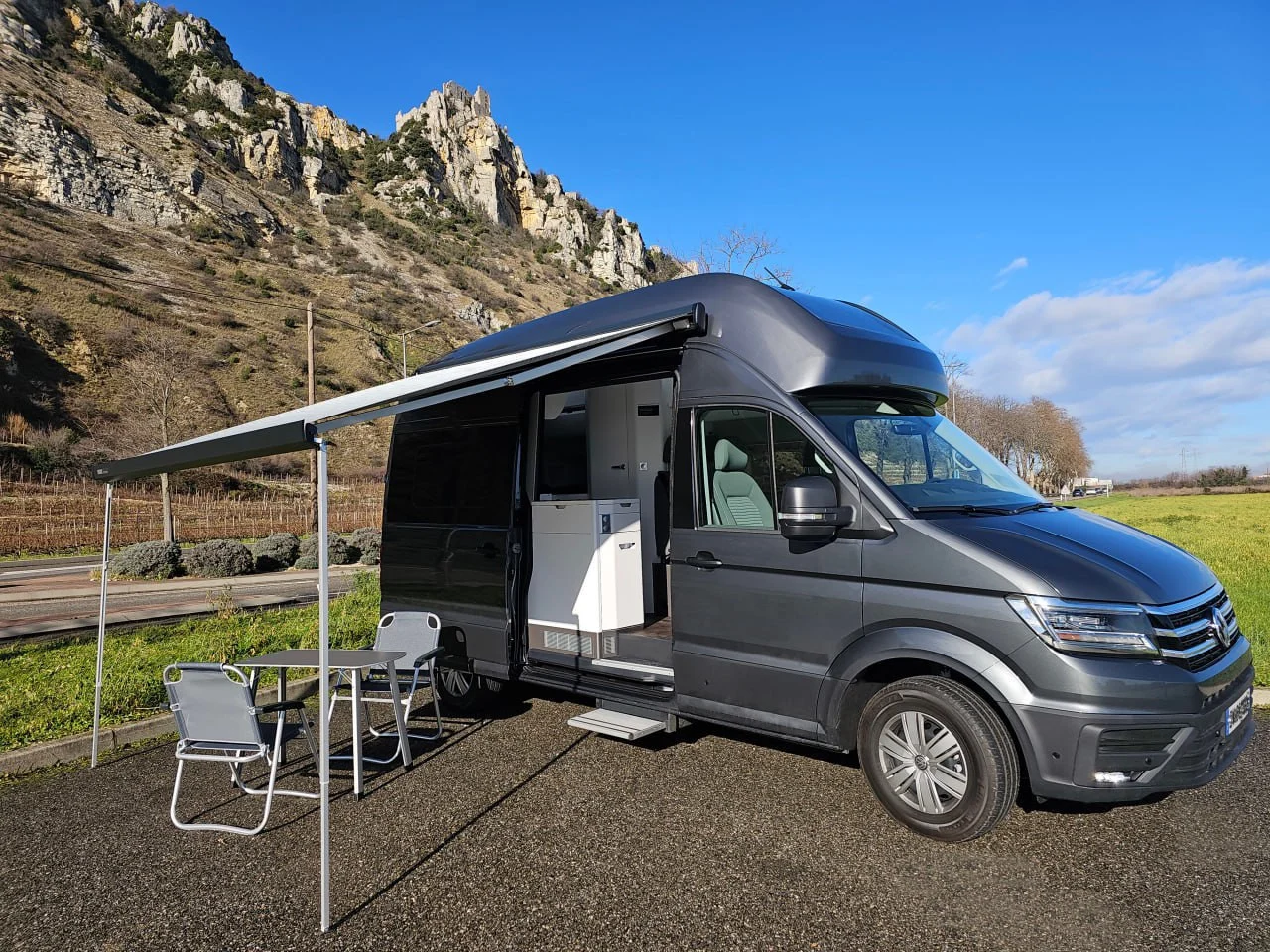 Location FOURGON  Profilé Marseille