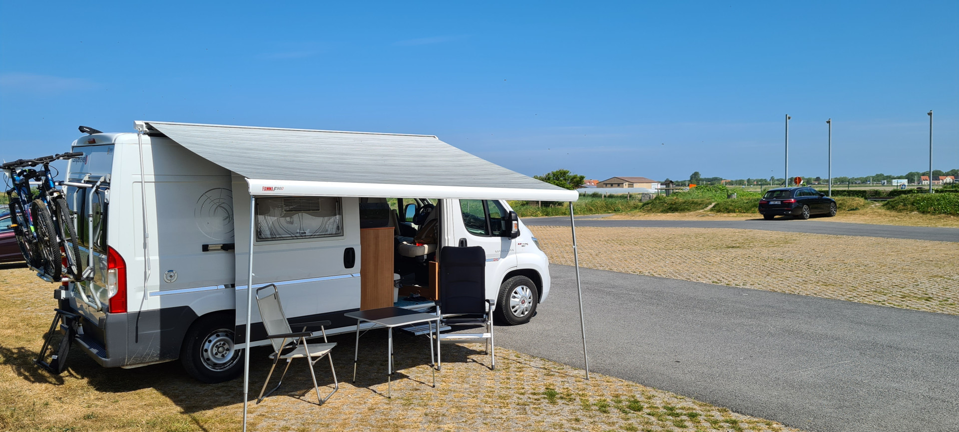 Location FOURGON  Bordeaux