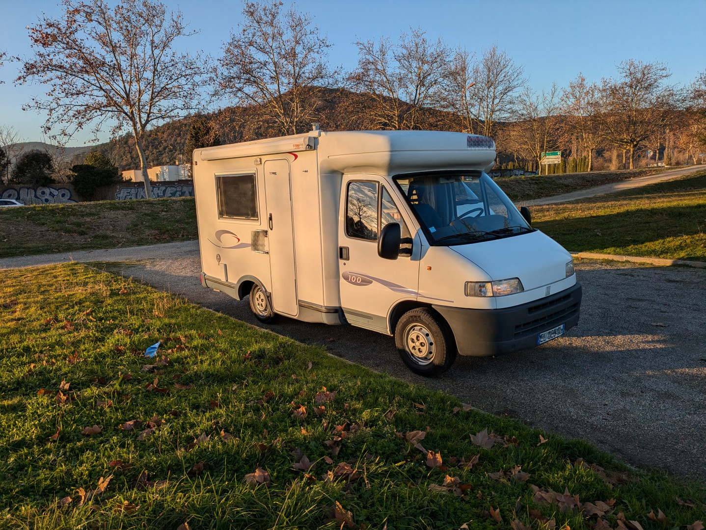 Location Camping-Car  Profilé Rennes