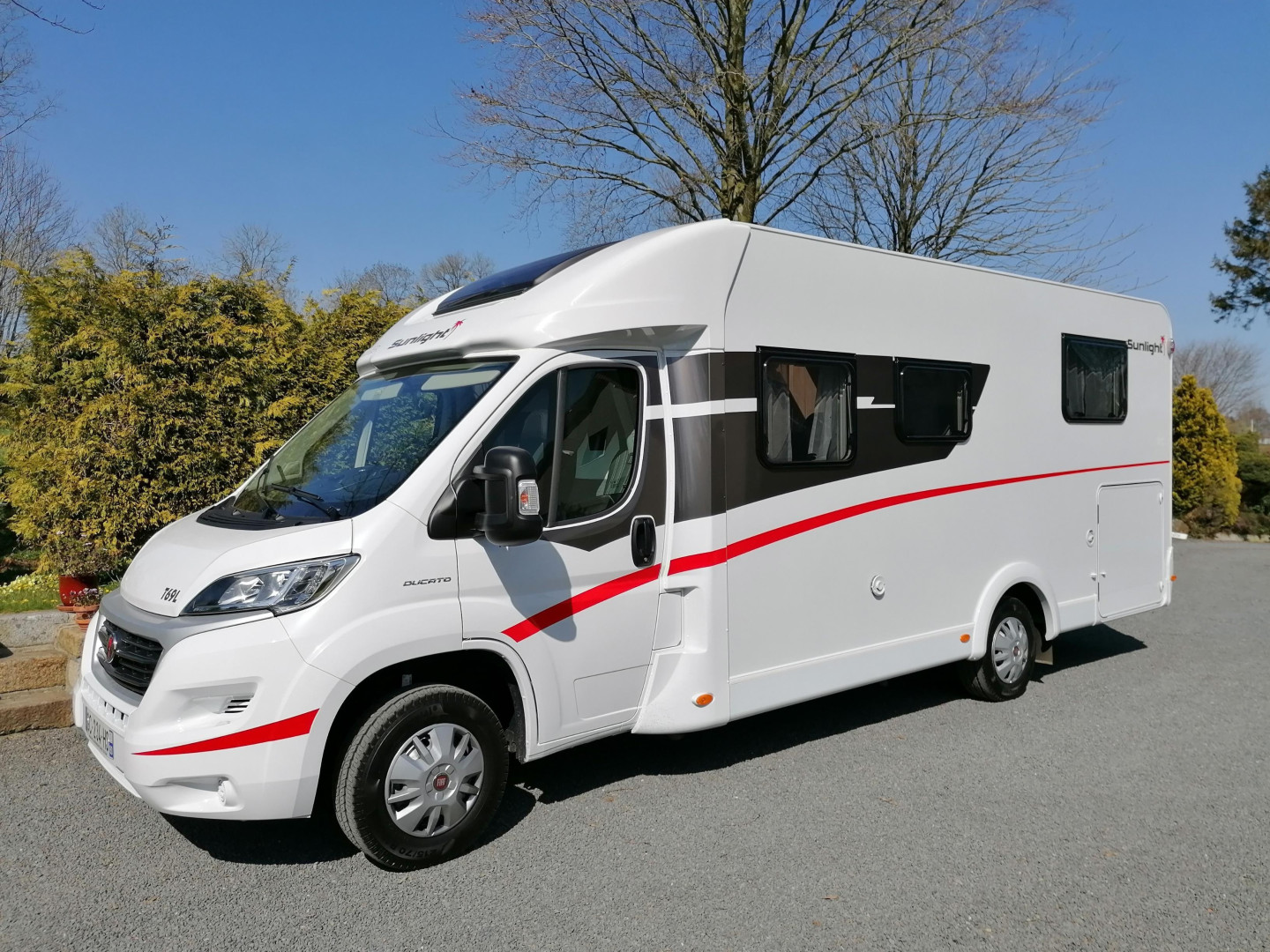 Location Camping-Car Profilé CHAMONIX