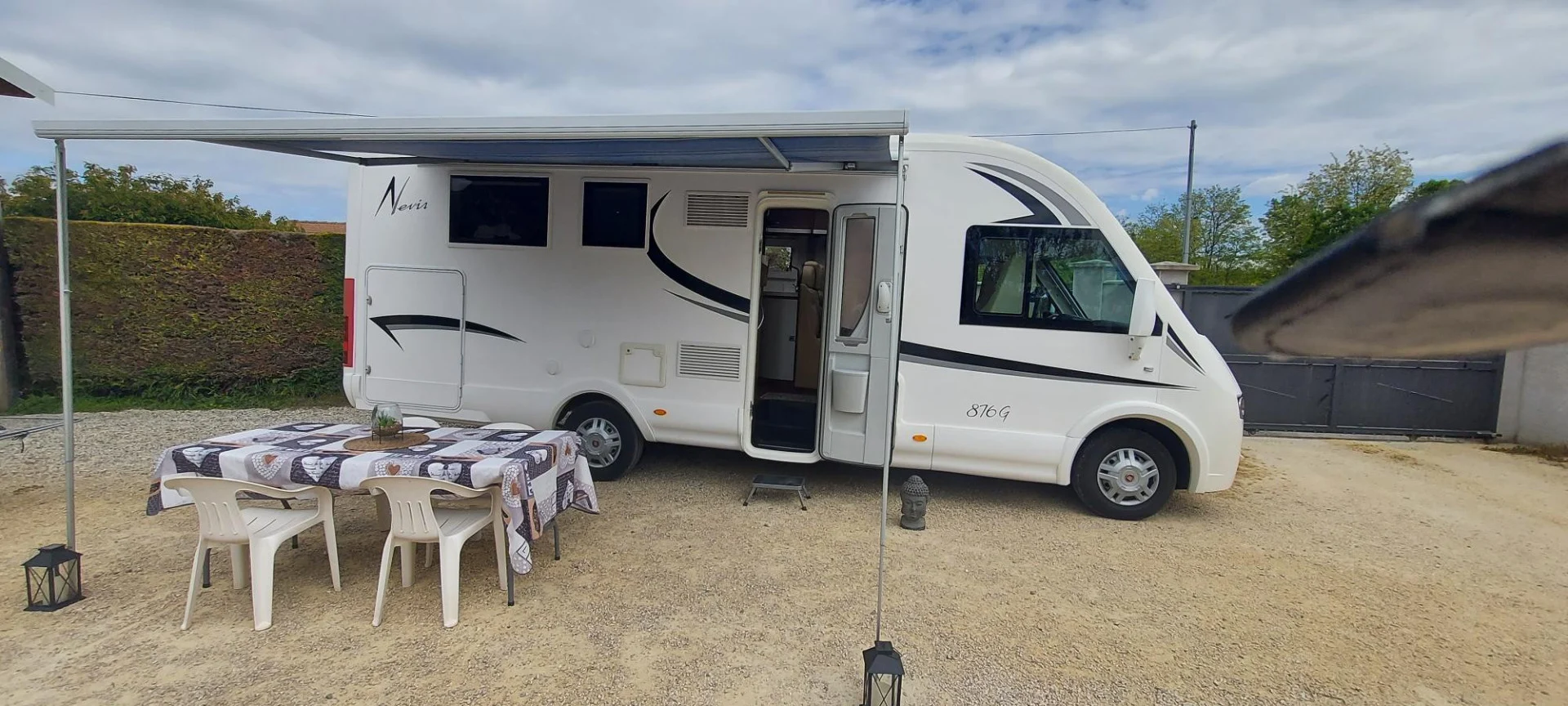 Location Camping-Car  Intégral Marseille