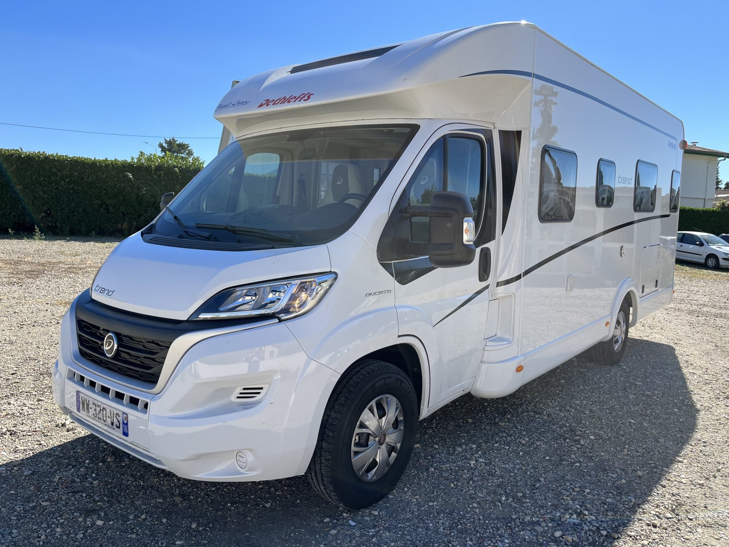 Location Camping-Car  Profilé Rennes