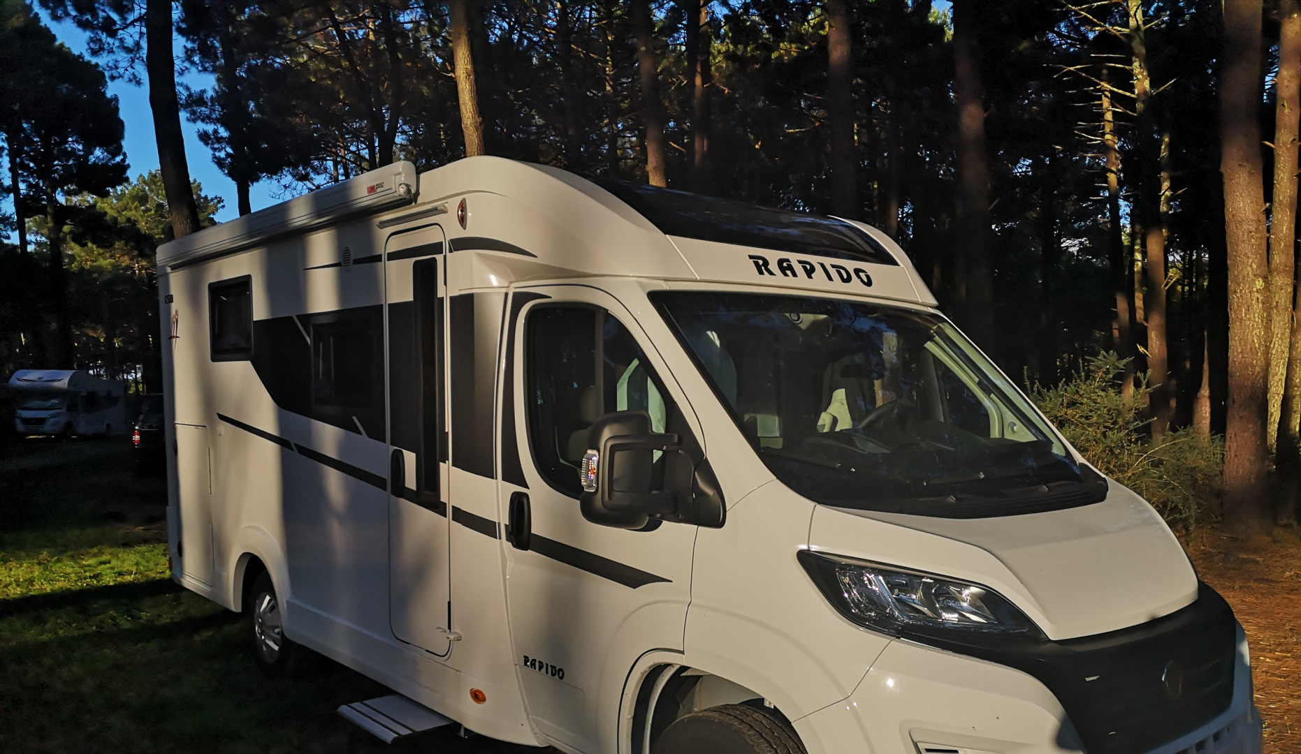 Location Camping-Car  Profilé Bordeaux