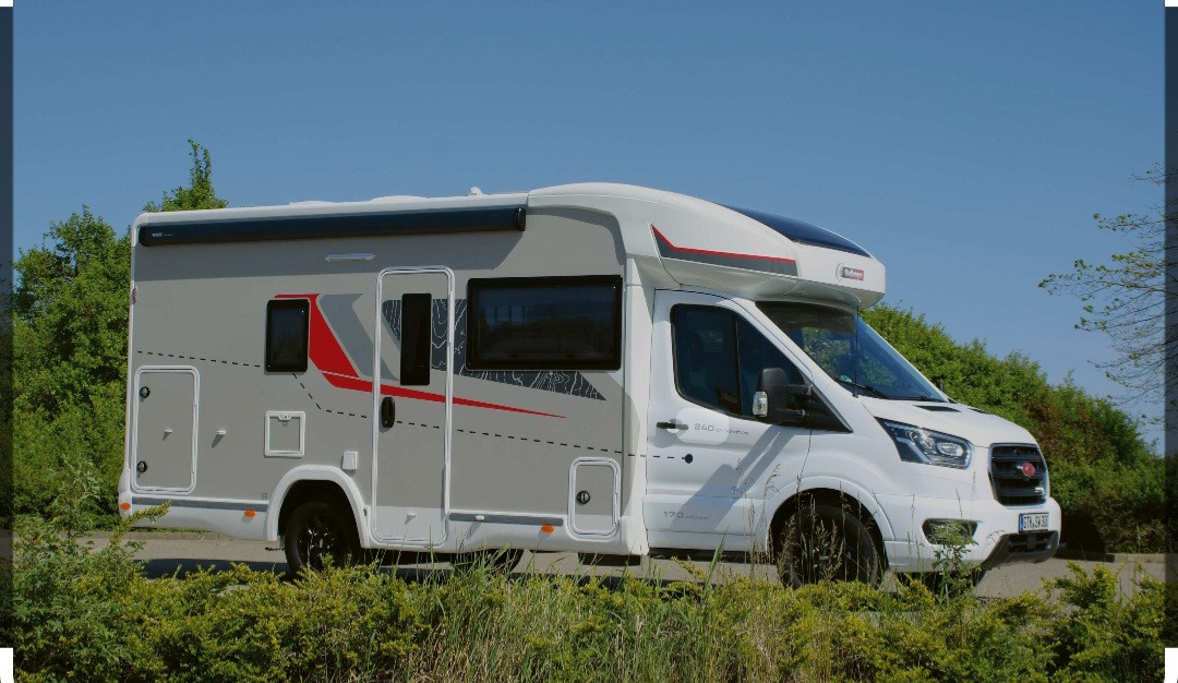 Location Camping-Car  Profilé Marseille