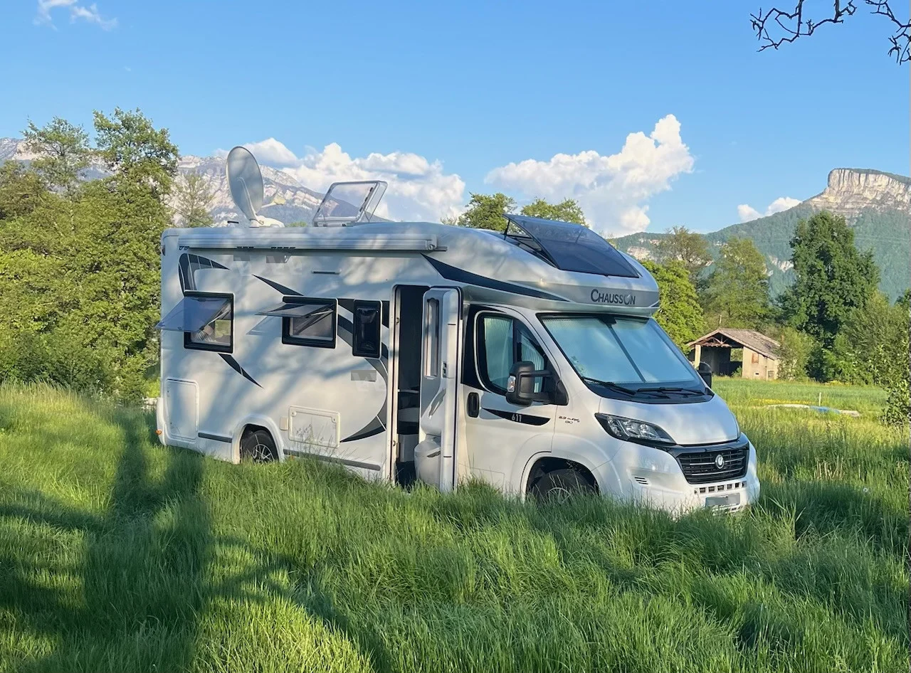 Location Camping-Car  Profilé Annecy