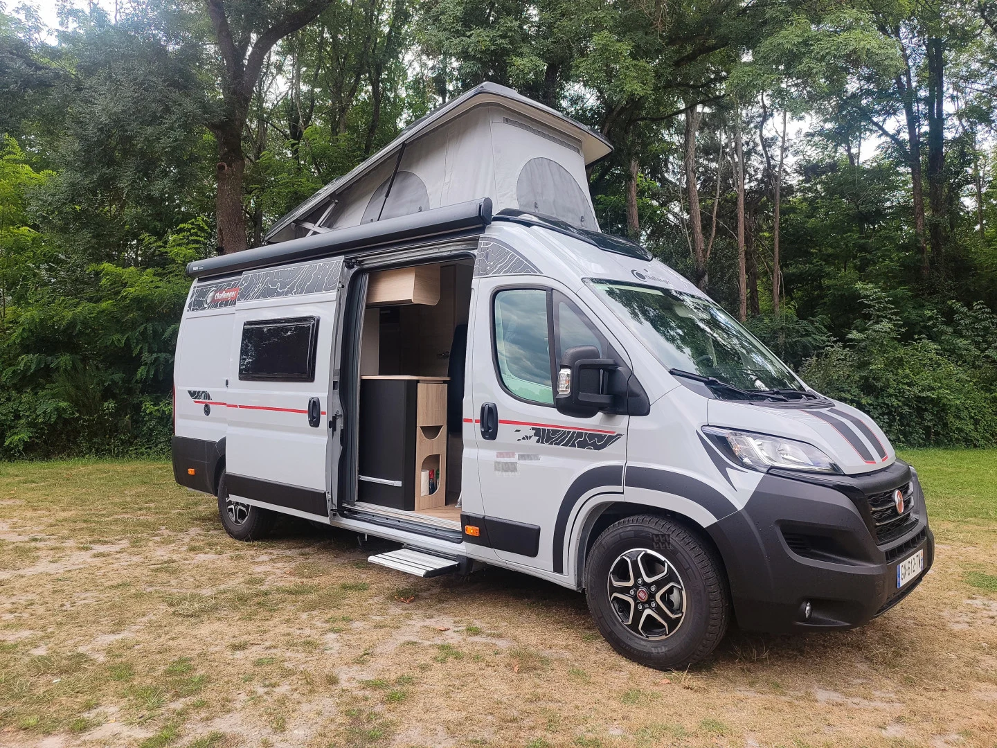 Location Camping-Car FOURGON BASTIA