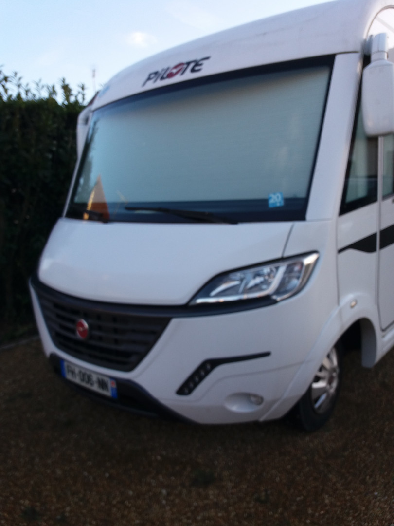 Location Camping-Car INTEGRAL LA ROCHELLE