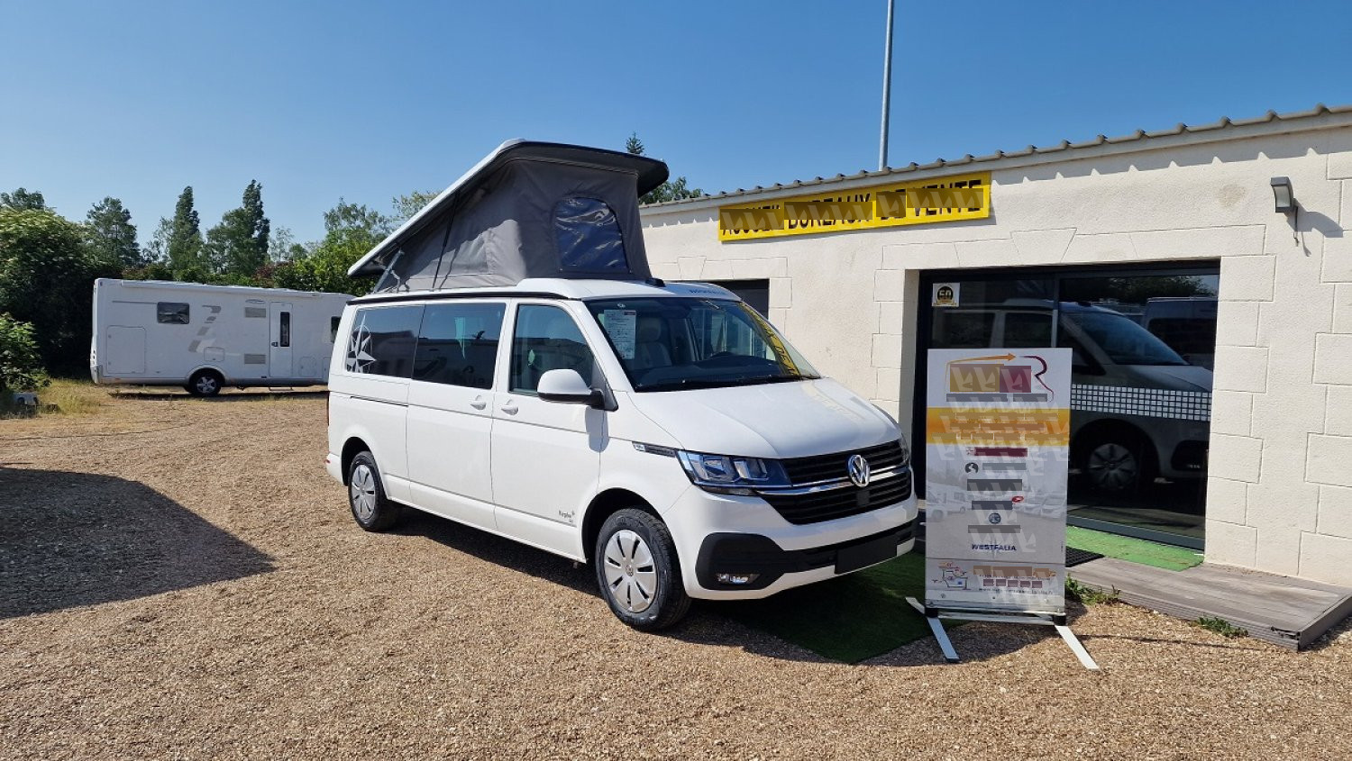 Location Camping-Car VAN CANNES
