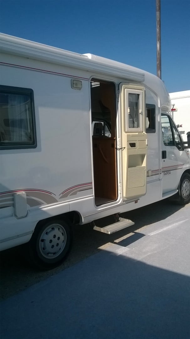 Location Camping-Car  Profilé LYON