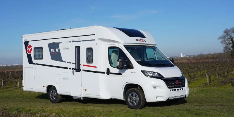 Location Camping-Car  Profilé Perpignan