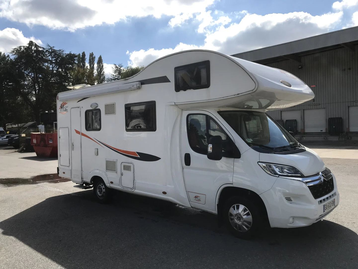 Location Camping-Car CAPUCINE PARIS