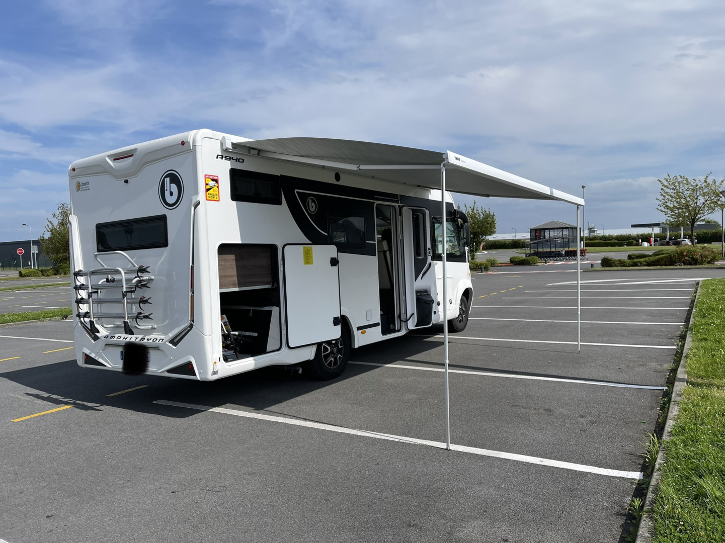 Location FOURGON  INTEGRAL Rennes