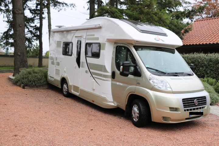 Location Camping-Car  Profilé Montpellier