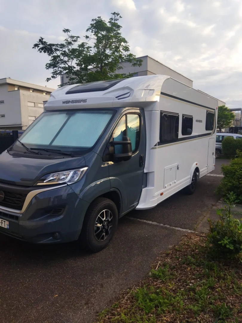 Location Camping-Car Profilé Lille