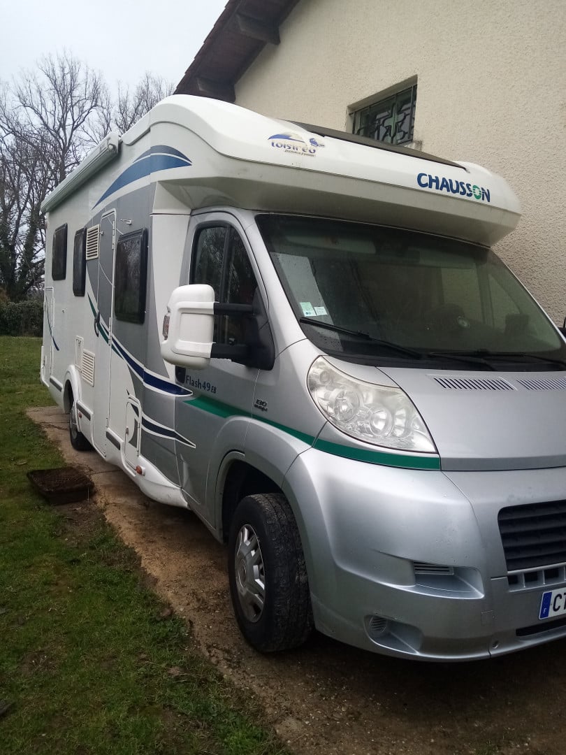Location Camping-Car Profilé  Bordeaux