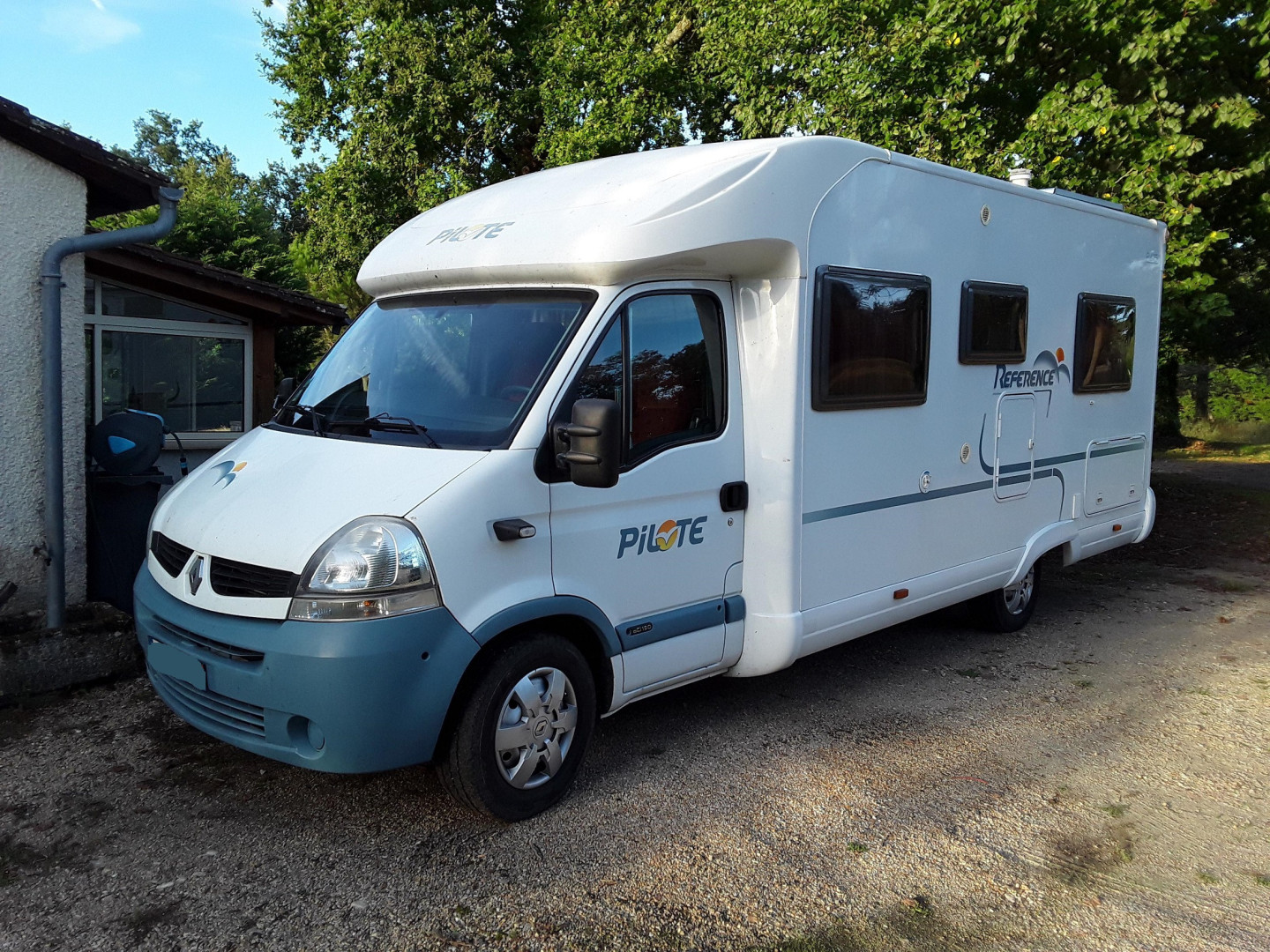 Location Camping-Car Profilé Rennes