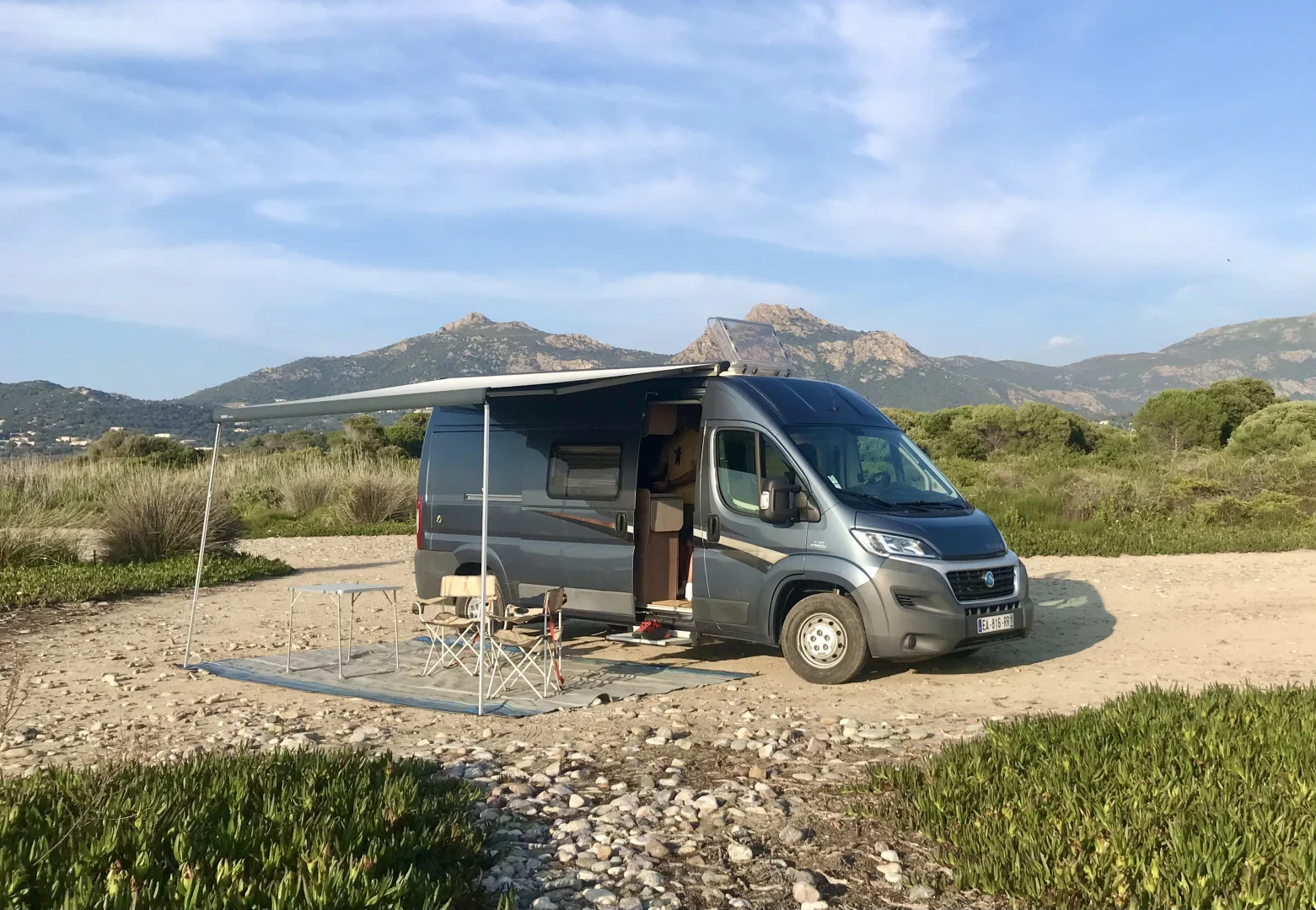 Location FOURGON  Marseille