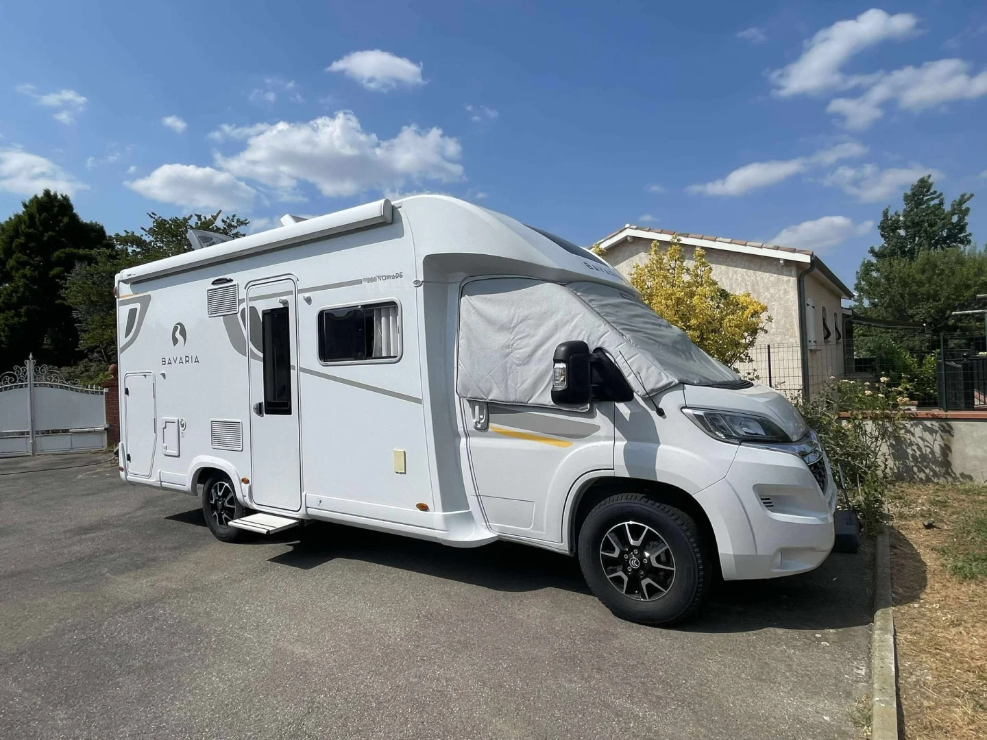 Location Camping-Car Profilé Rennes