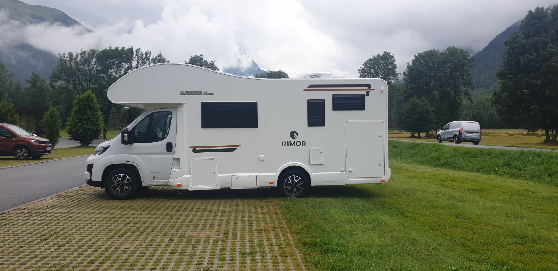 Location Camping-Car Capucine Marseille