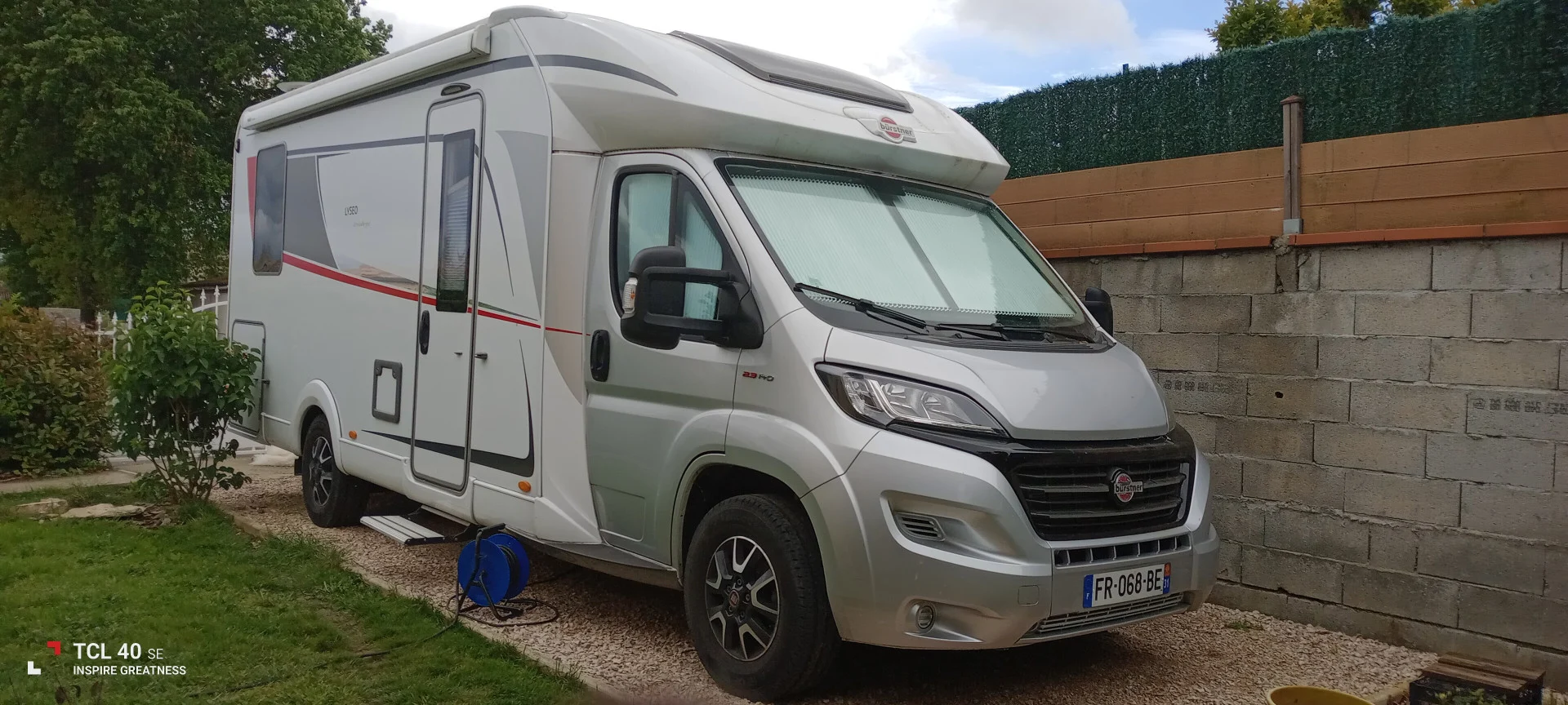 Location Camping-Car Profilé Bordeaux