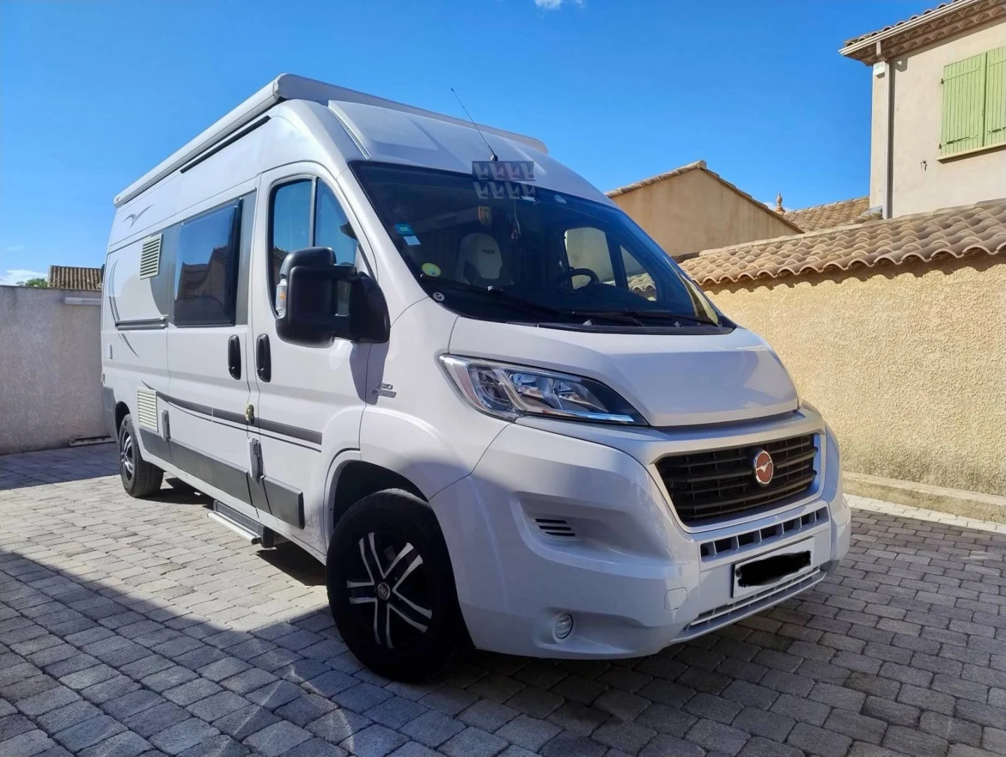 Location Camping-Car Fourgon  Perpignan