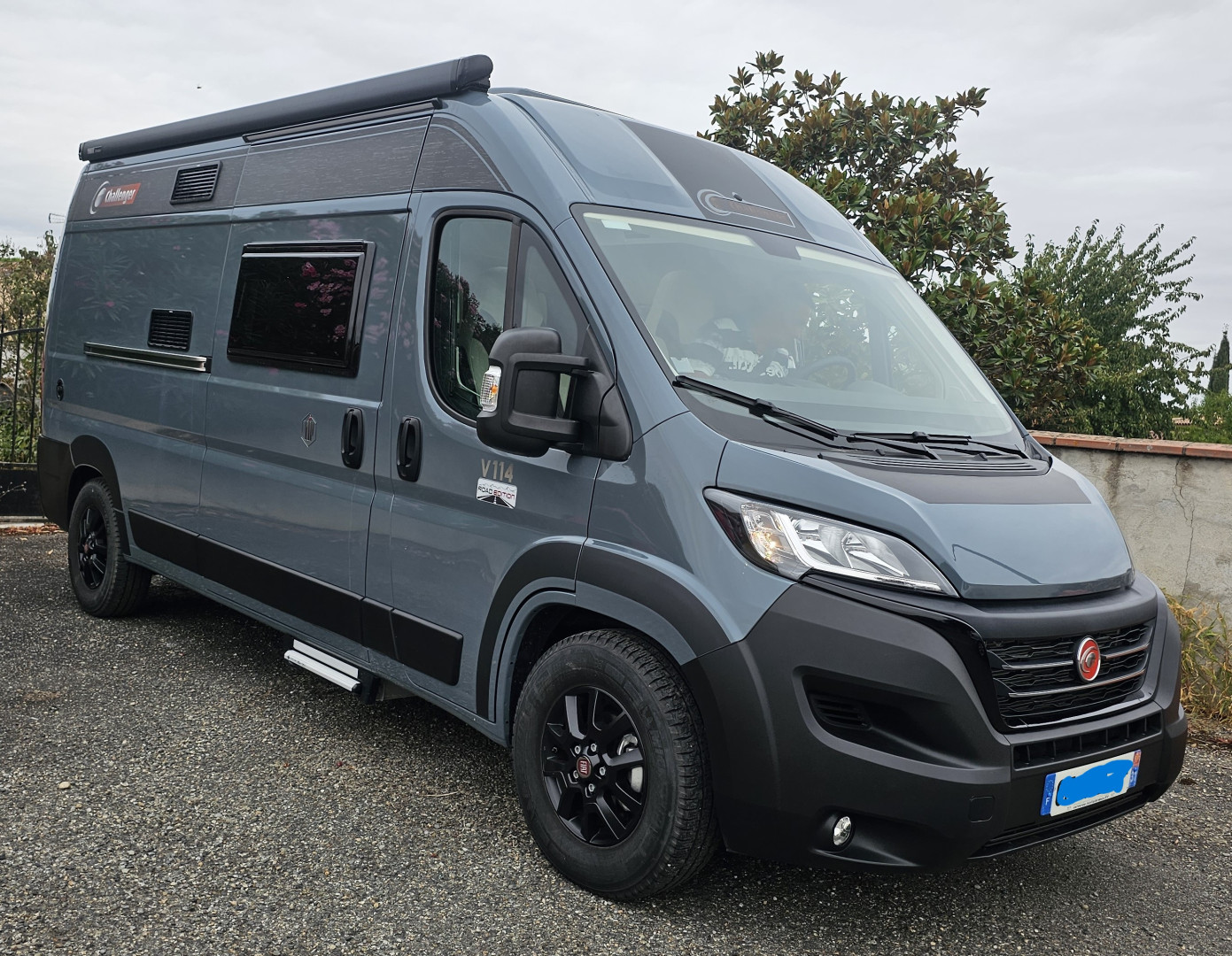 Location Camping-Car Fourgon Ajaccio