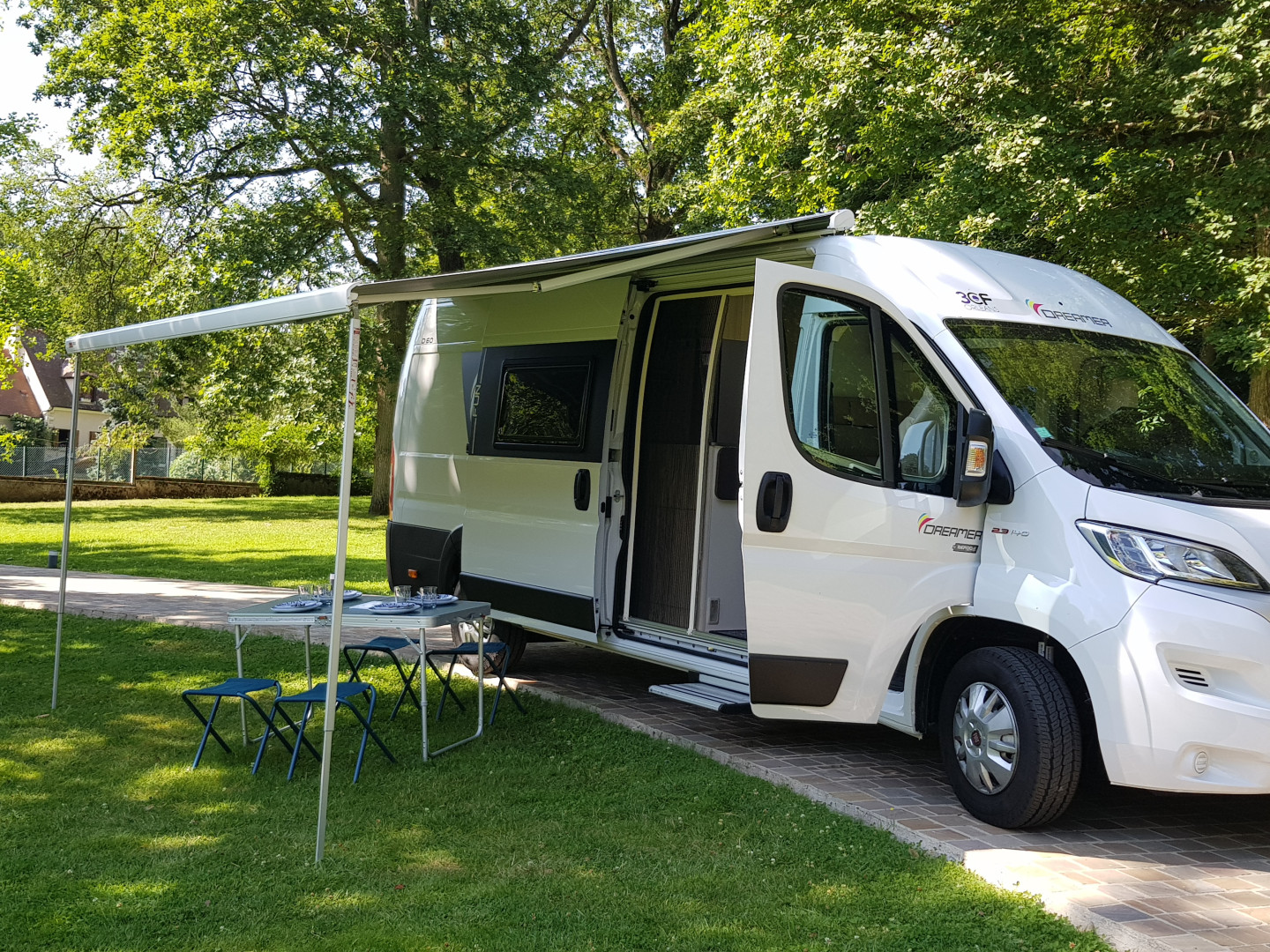 Location Camping-Car FOURGON Lille