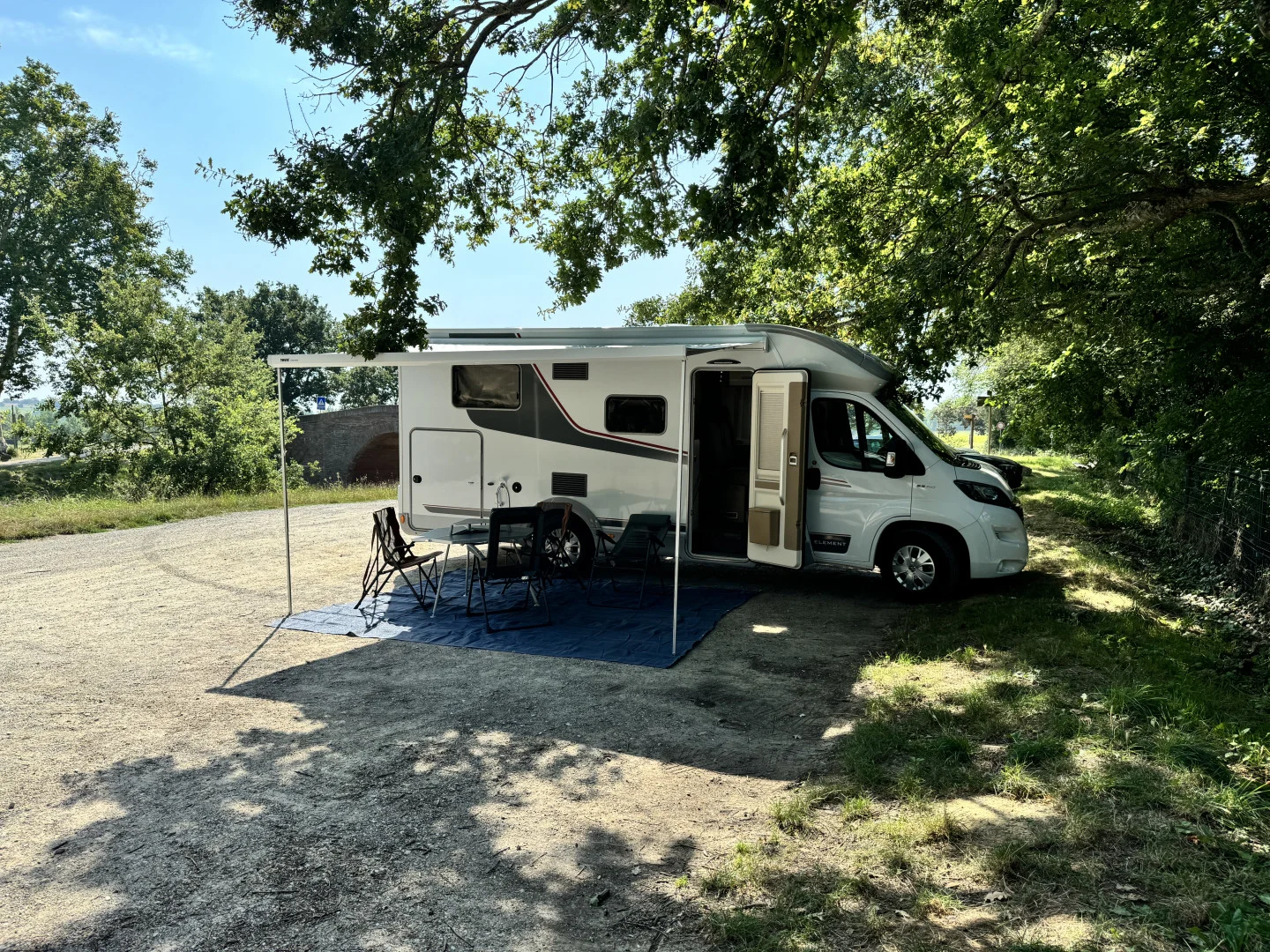 Location Camping-Car  Profilé Rennes