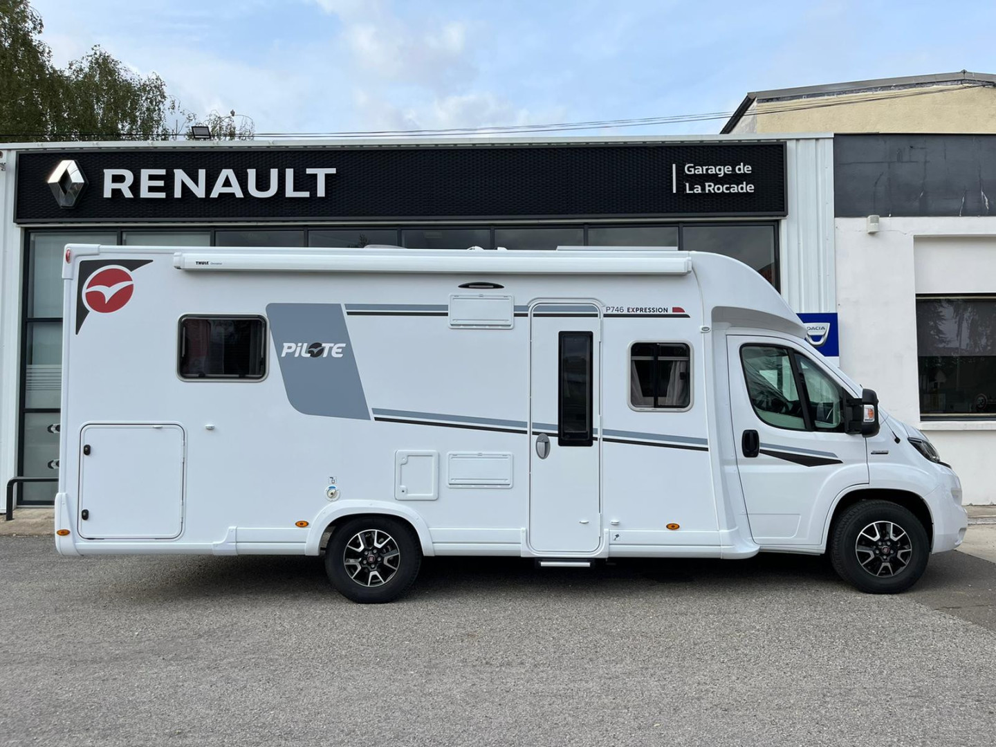 Location Camping-Car Profilé BAYONNE